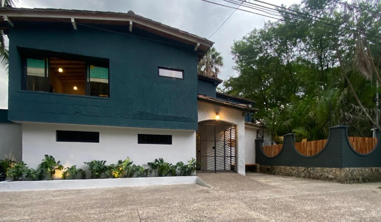 Casa Mosaiko Patio Bonito Hotell Medellín Exteriör bild